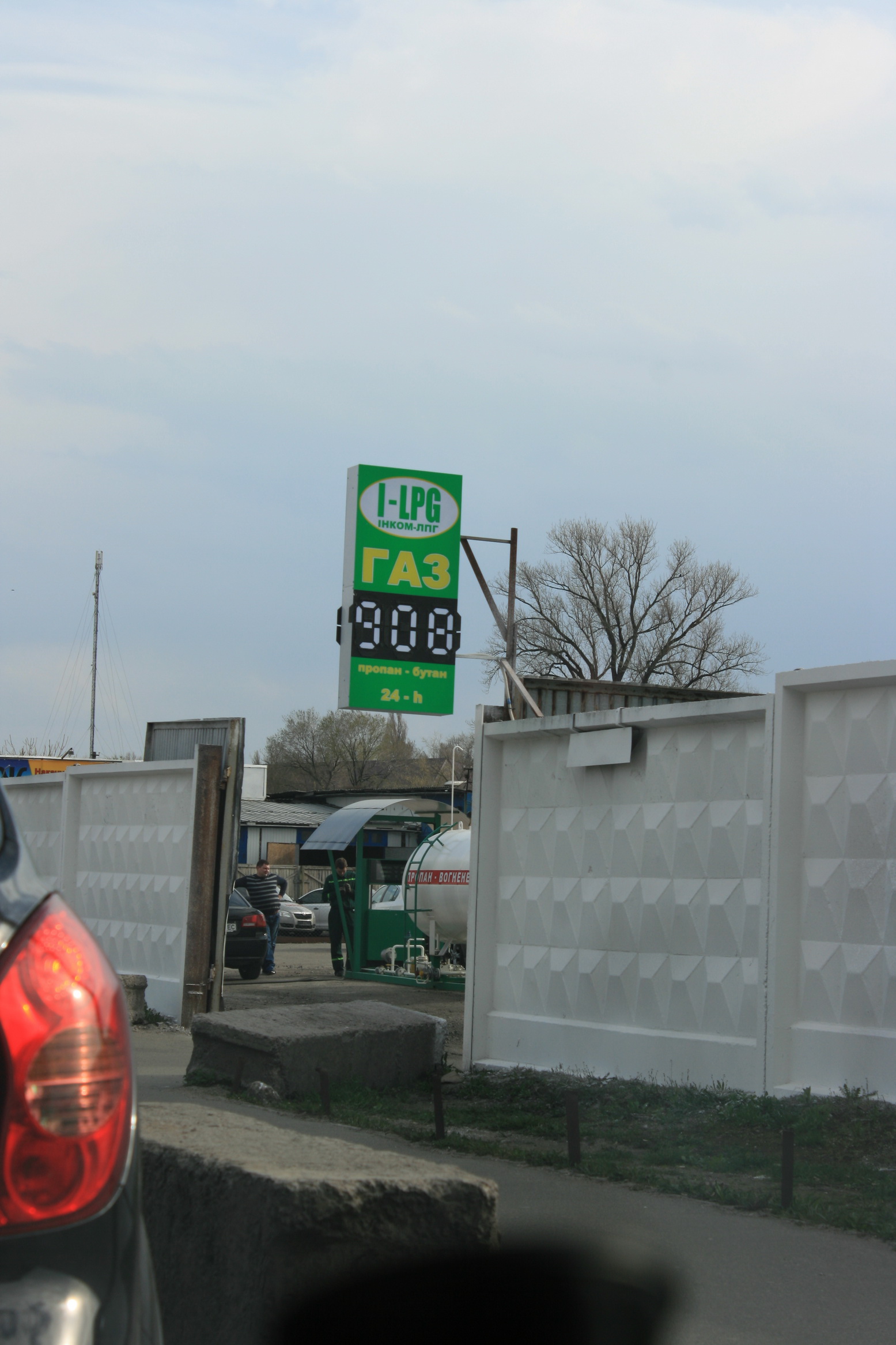 Газовими моноблоками в Києві вже зайнято майже всі мислимі локації