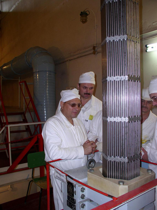 Специалисты Национального научного центра Специалисты Национального научного центра