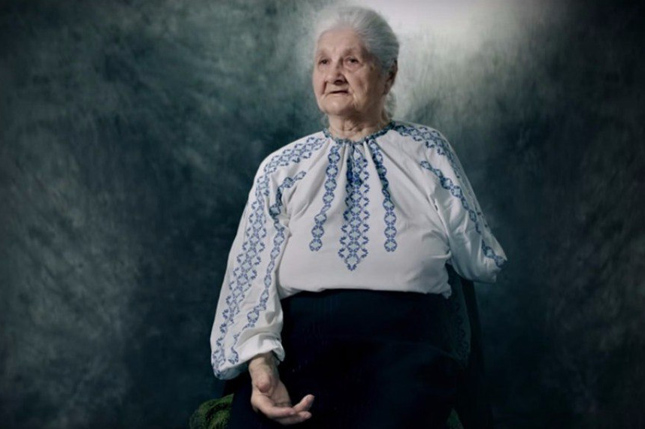 Анна Попович