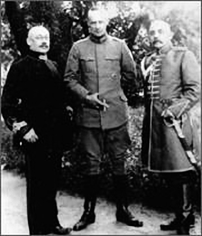 Боржинський крайній праворуч Боржинський крайній праворуч