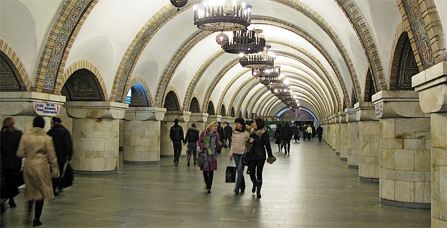 Станция метро "Золотые ворота" вошла в число красивейших в Европе
