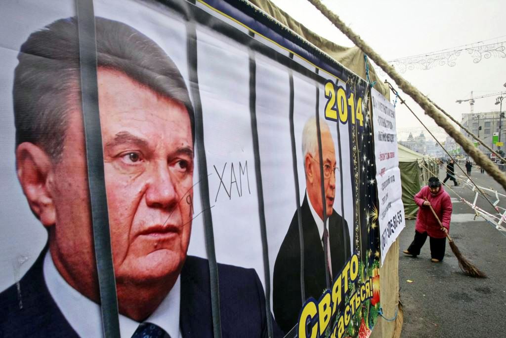 Интерпол отказал Украине в вынесении подозрения Януковичу в убийствах людей на Майдане