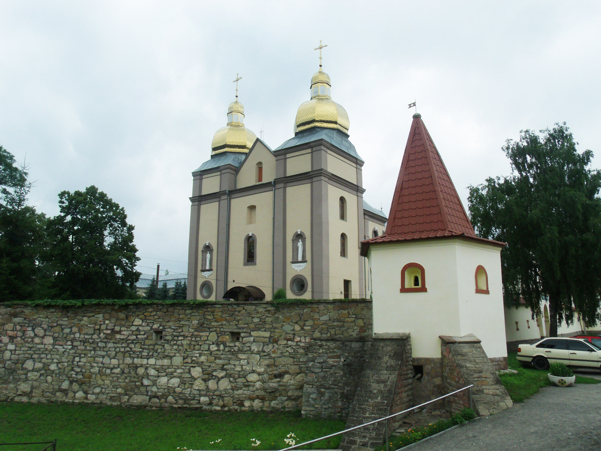 Бывший монастырь кармелитов (XVII в.);