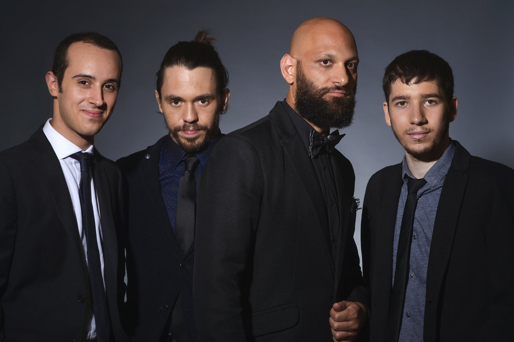 Эли Дегибри