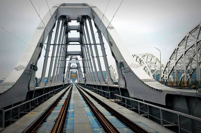 ЮЗЖД проиграла $ 30-миллионный спор в международном суде по контракту на строительство Дарницкого моста