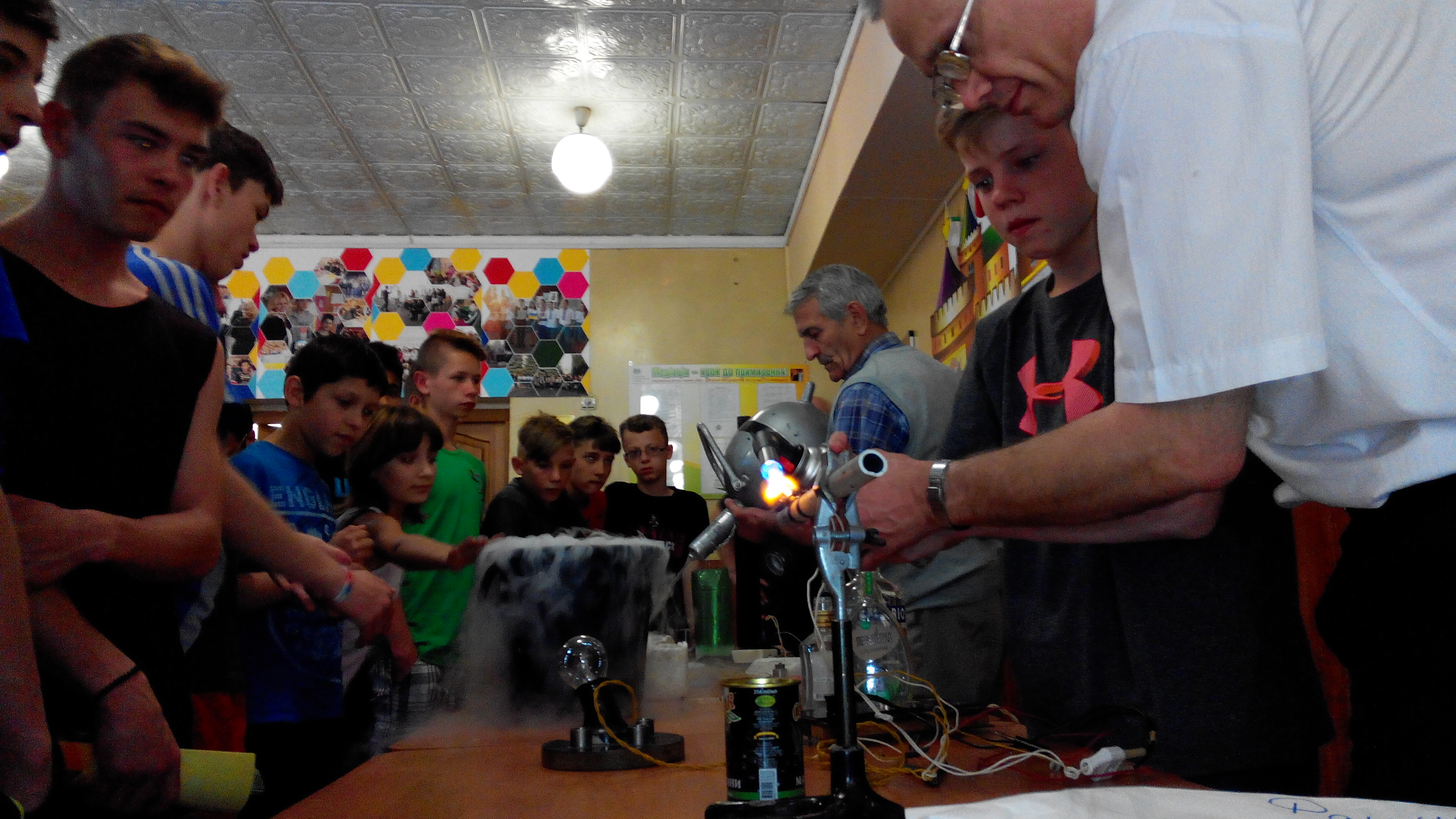 Досліди з рідким азотом, 