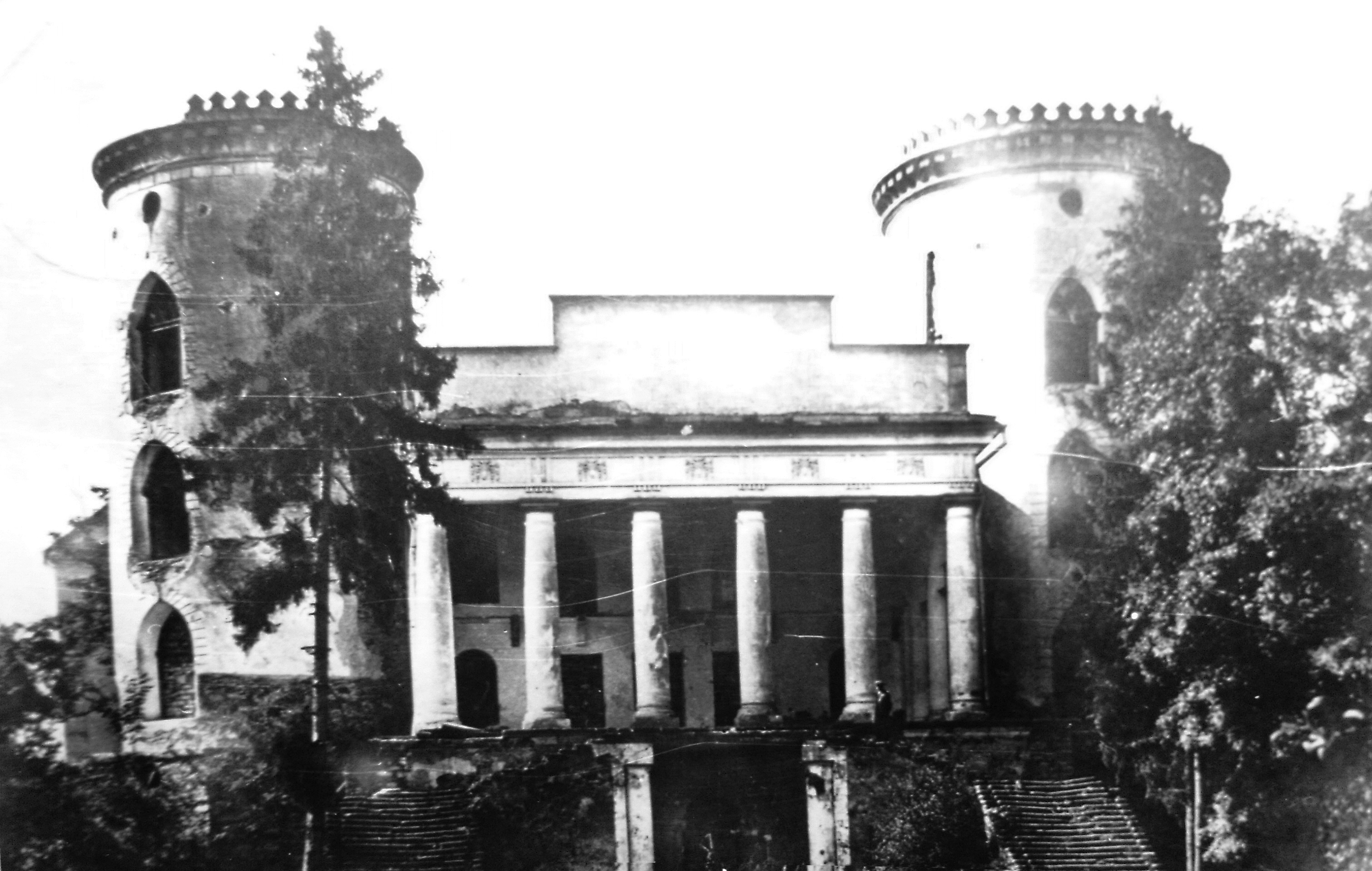 Такий вигляд мав палац у Ниркові ще в 1930-х роках Такий вигляд мав палац у Ниркові ще в 1930-х роках