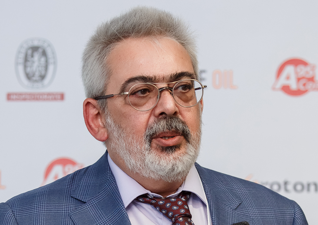 Игорь ПИКОВСКИЙ