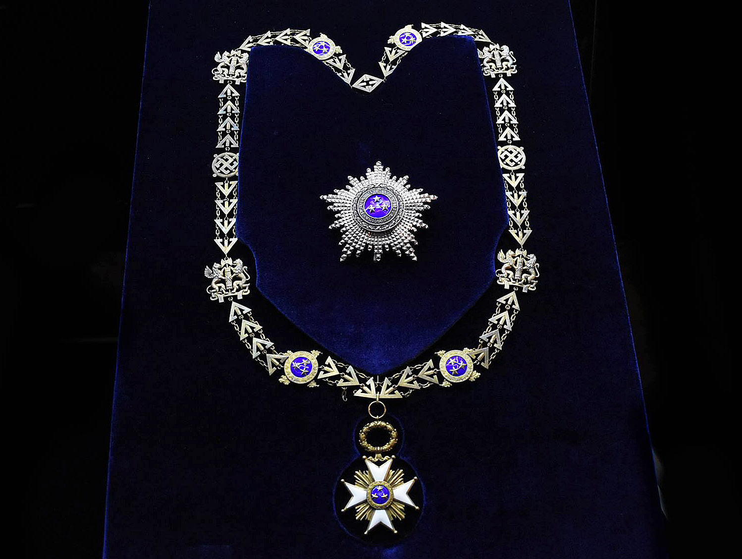 Орден Трех звезд Латвийской республики