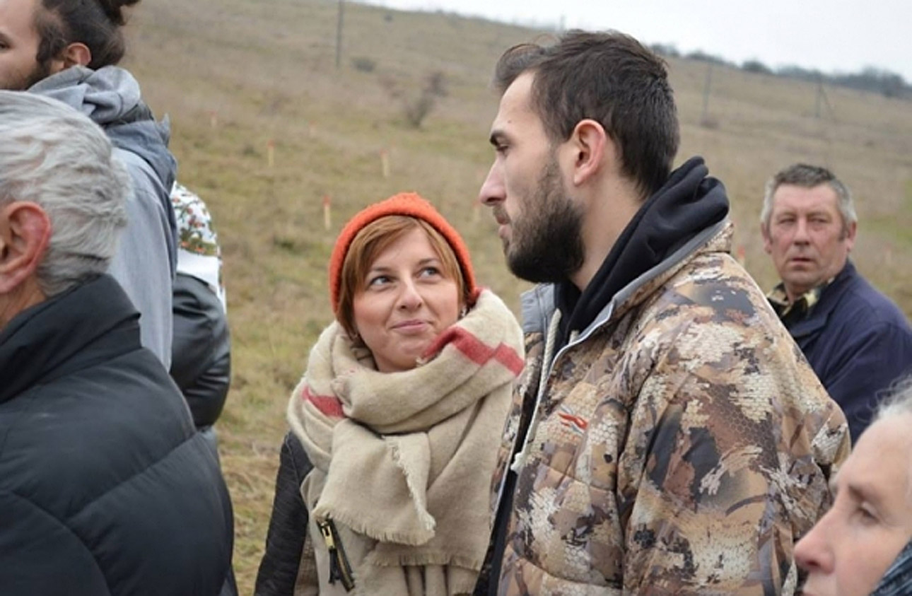 На родине с мужем Владимиром Антонюком на открытии памятника в честь героев На родине с мужем Владимиром Антонюком на открытии памятника в честь героев