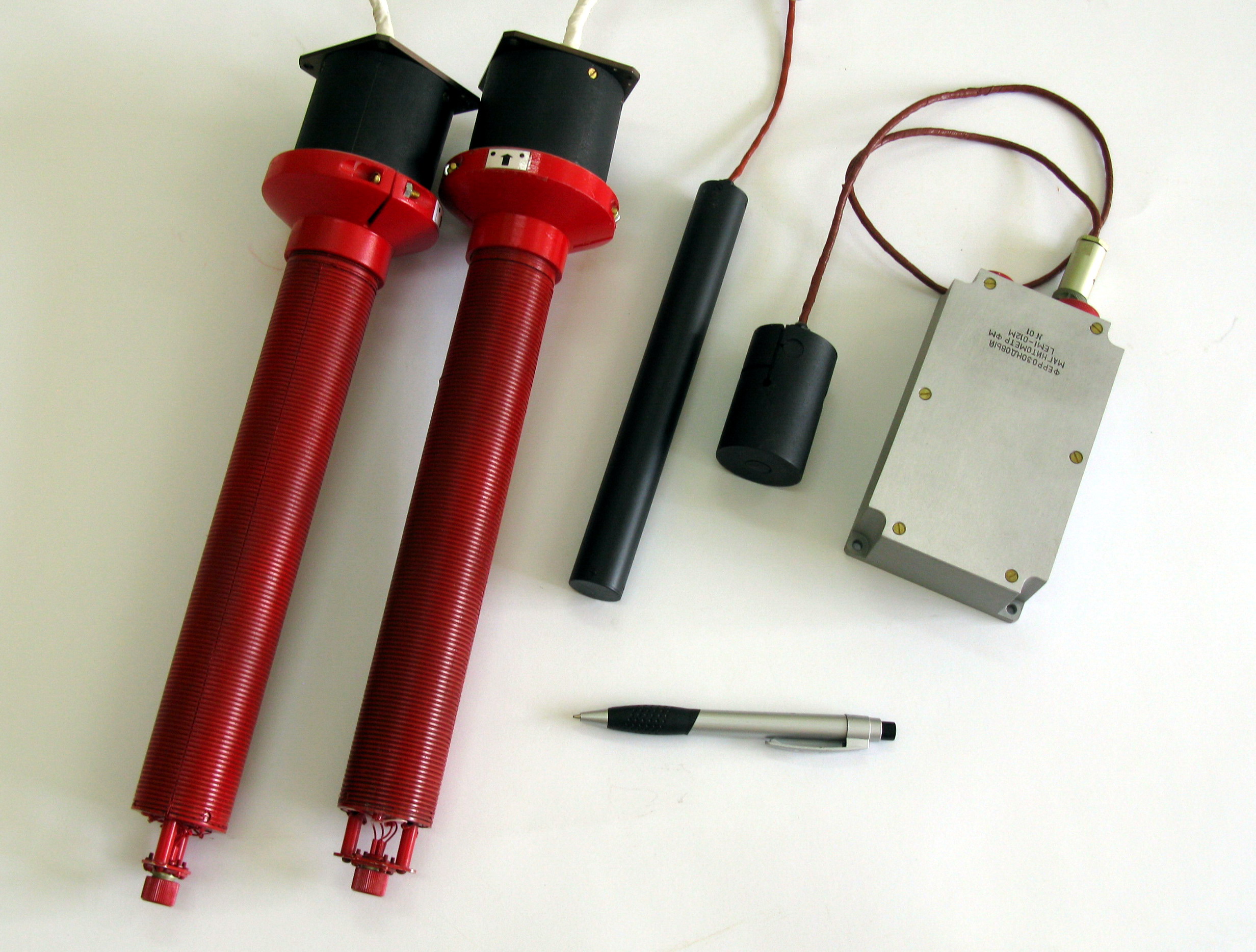 Комплект аппаратуры МВК, установленный на борту спутника РЕЛЕК (2014 год) Комплект аппаратуры МВК, установленный на борту спутника РЕЛЕК (2014 год)