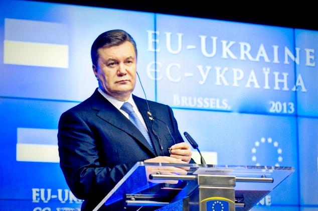 Янукович поедет в Вильнюс. Но ассоциацию с ЕС подписывать пока не планирует
