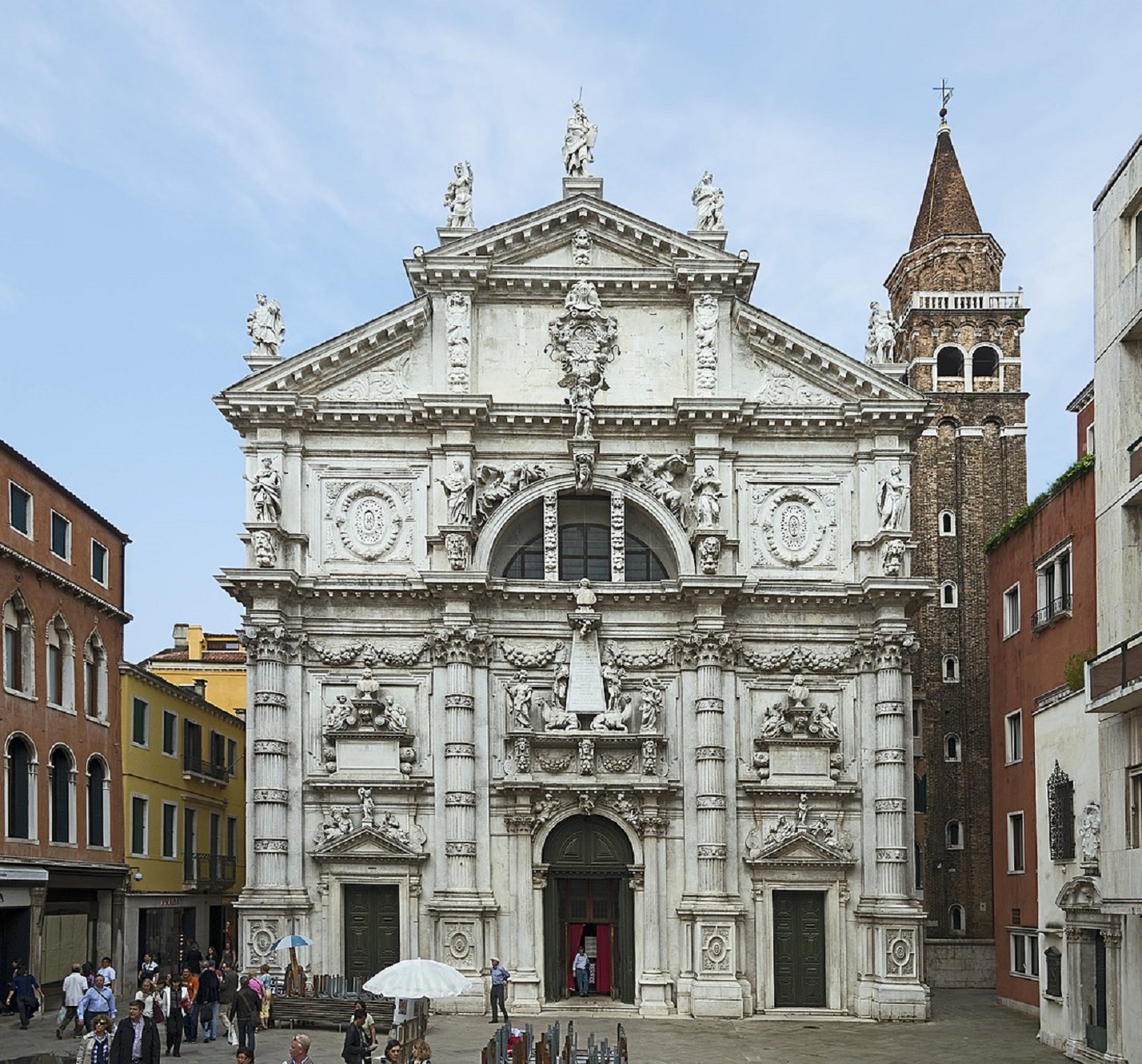 Церква Сан-Моїзе у Венеції, де упокоївся Джон Ло Церква Сан-Моїзе у Венеції, де упокоївся Джон Ло