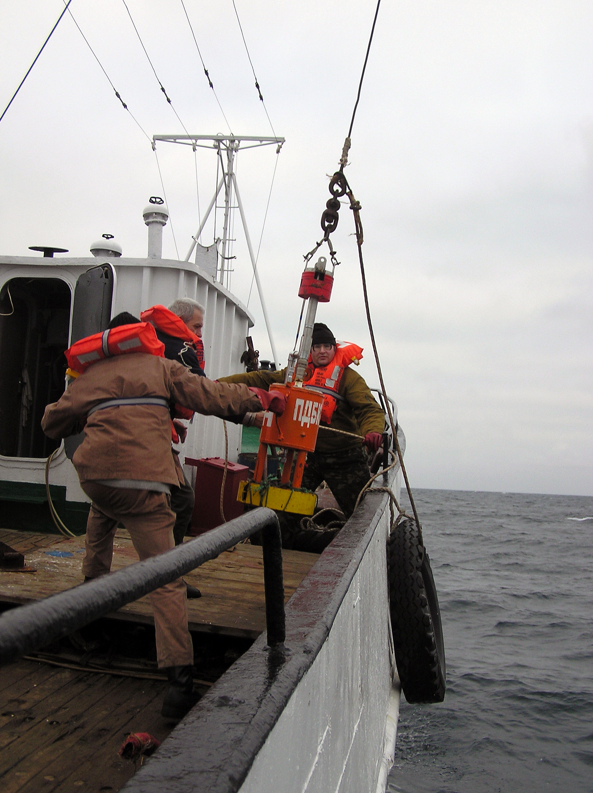 Морские работы в акватории Черного моря