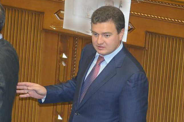 Виктор Бондарь