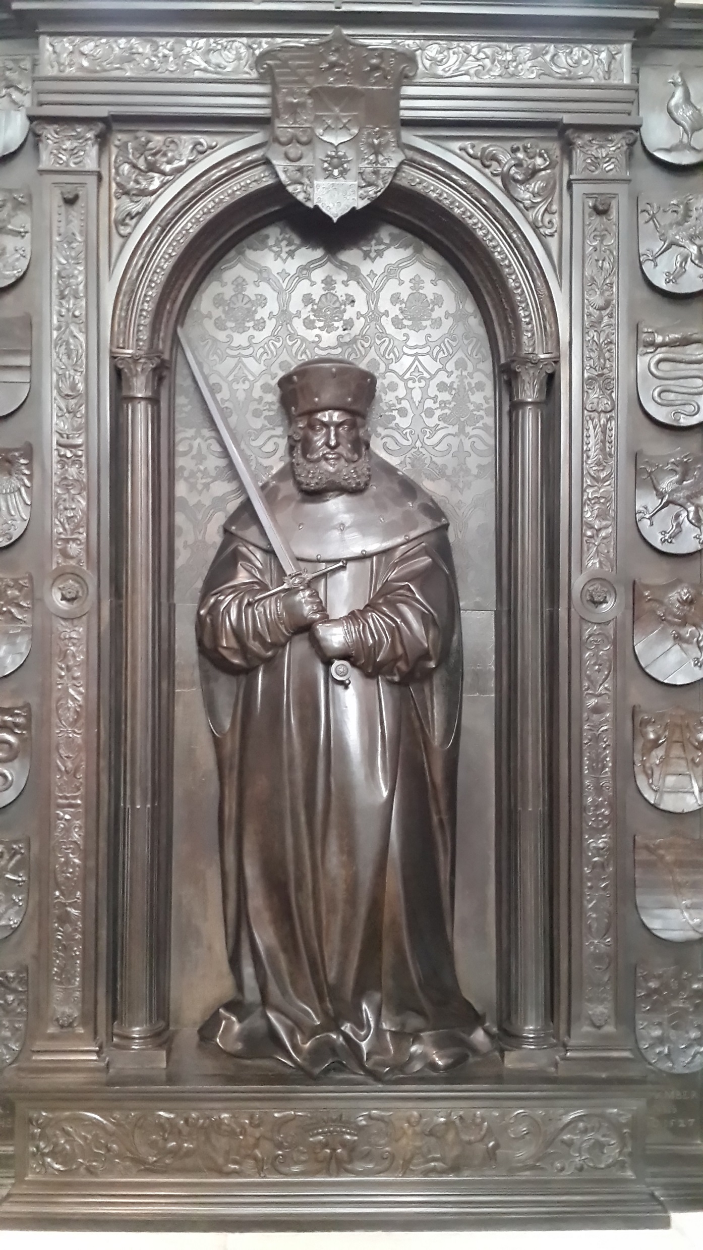 Курфюрст Фрідріх III Мудрий. Замкова церква у Віттенберзі-Лютерштадті.