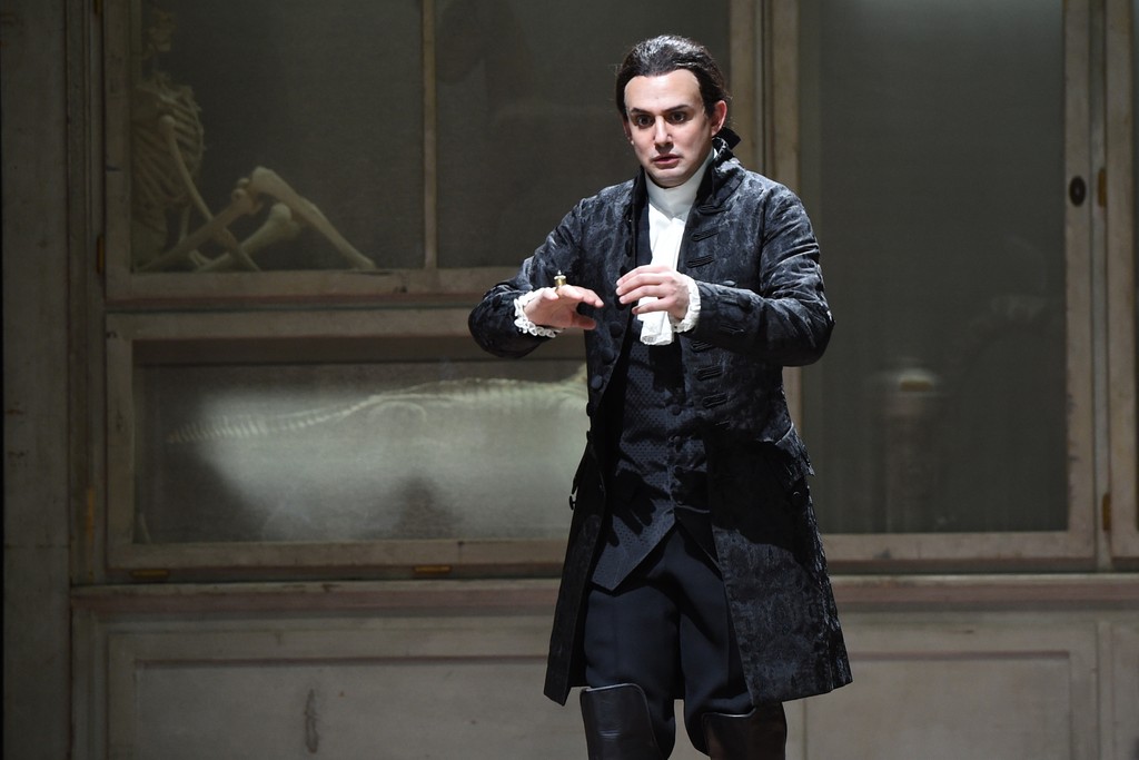 Исполнитель партии Руджеро контратенор Франко Фаджоли Исполнитель партии Руджеро контратенор Франко Фаджоли