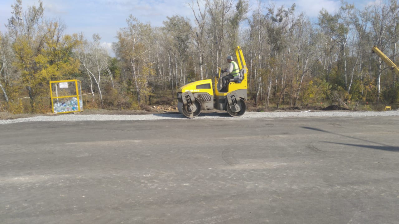 В Станице Луганской смонтировали временный обходной мост - ZN.ua