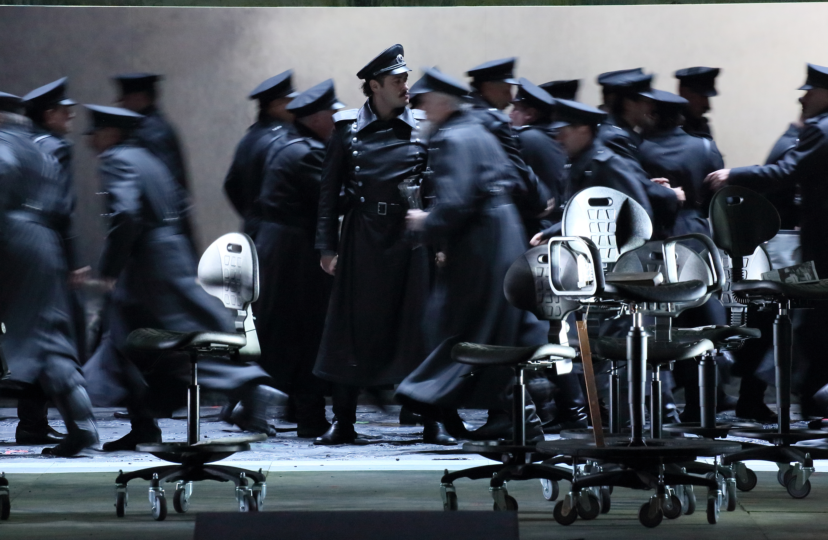 Опера Опера