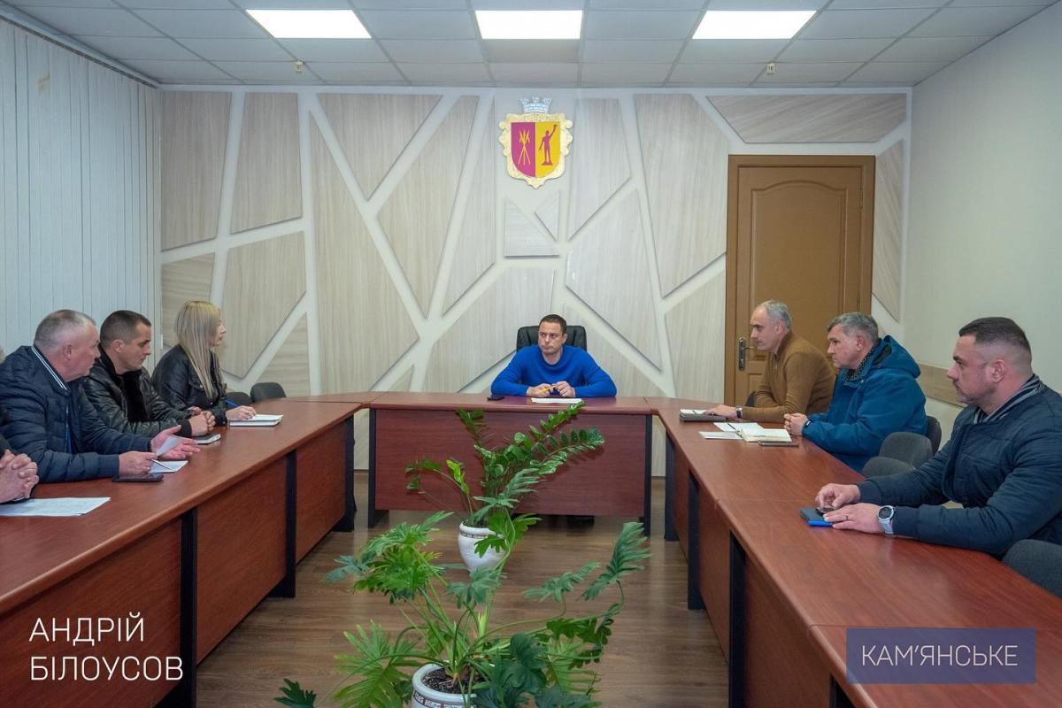 мэр Каменского Андрей Белоусов штаб отопление Каменское, мэр Каменского Андрей Белоусов