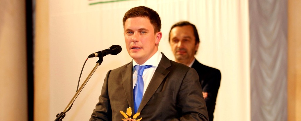 Андрей Тарасов