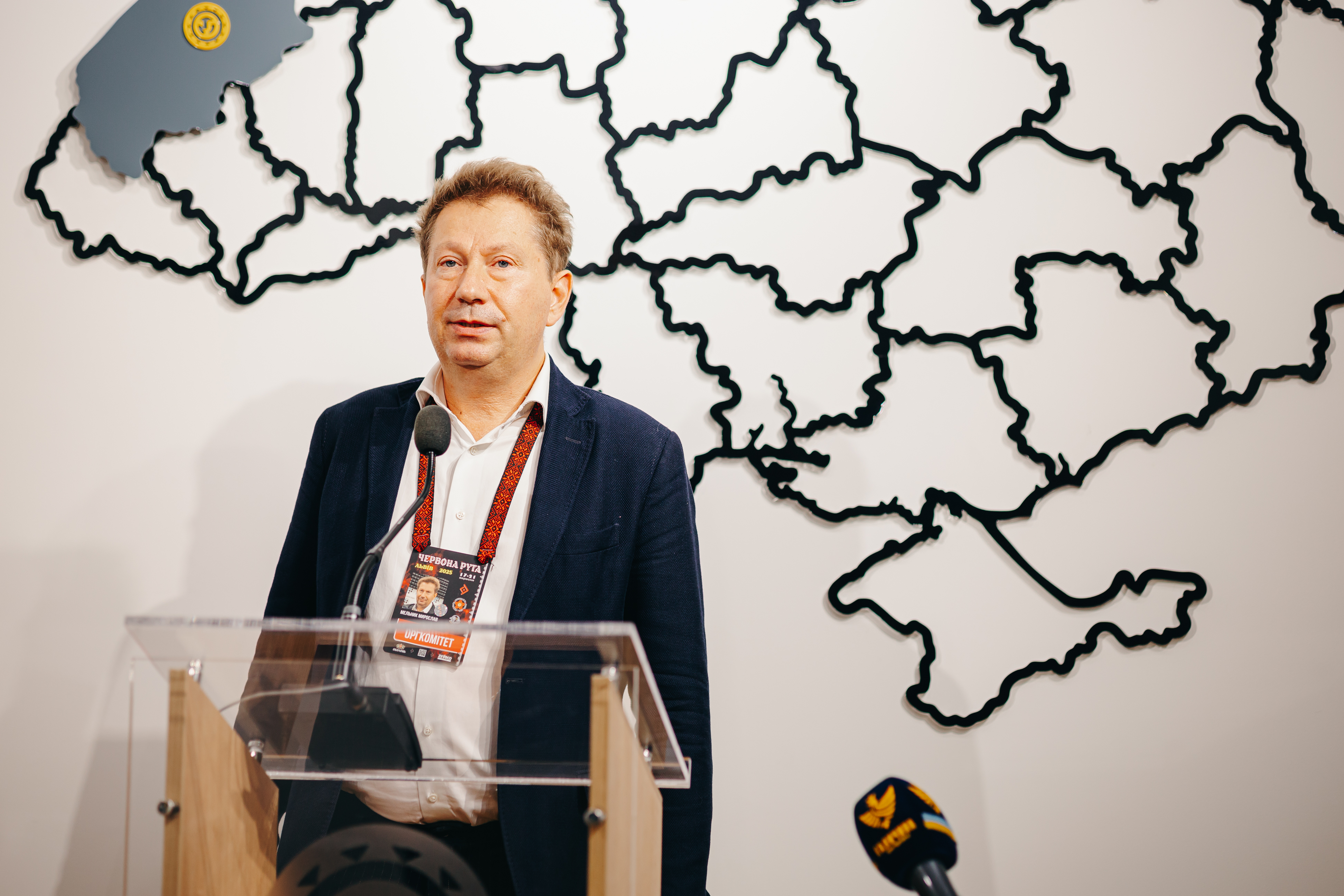 Директор фестивалю «Червона Рута» Мирослав Мельник