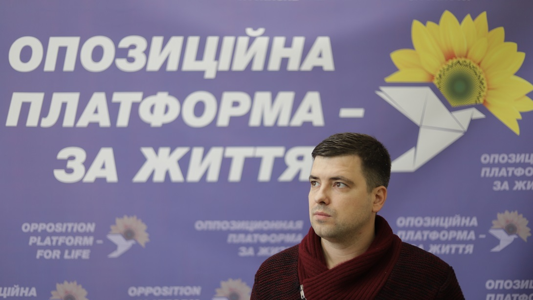 Анатолий Ларин