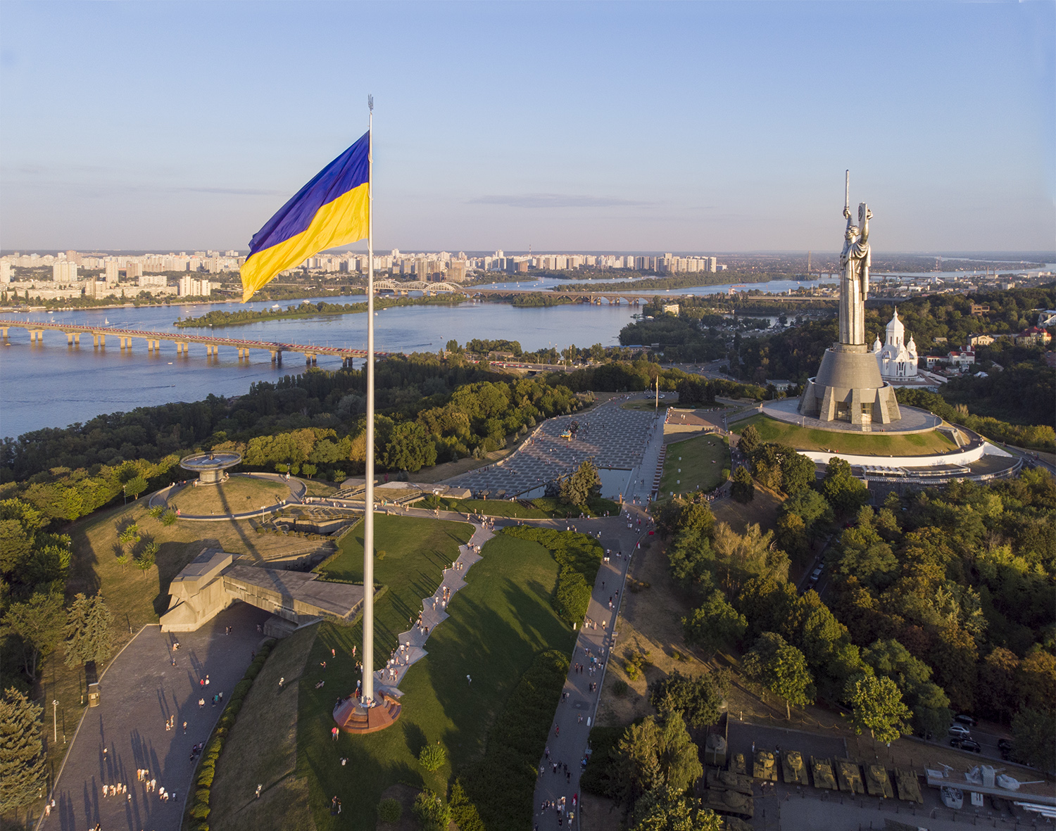 Киев запад