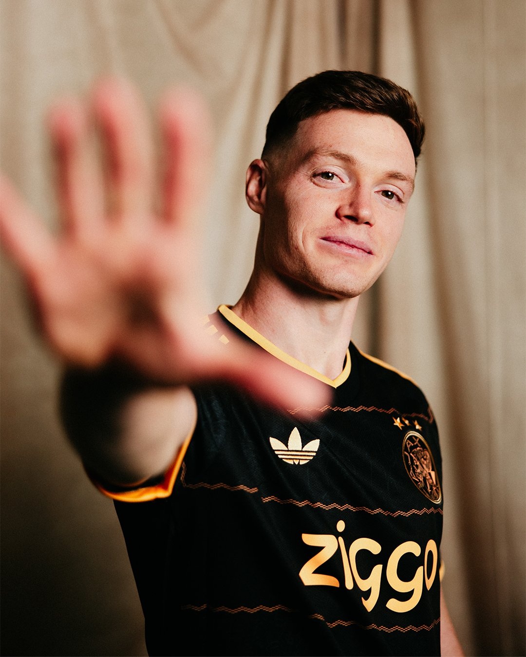 x.com/AFCAjax x.com/AFCAjax