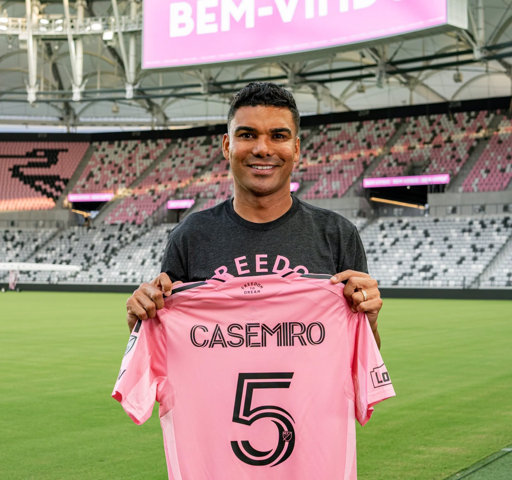 facebook.com/InterMiamiCF