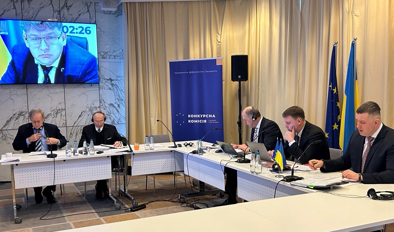 Співбесіда з одним із кандидатів