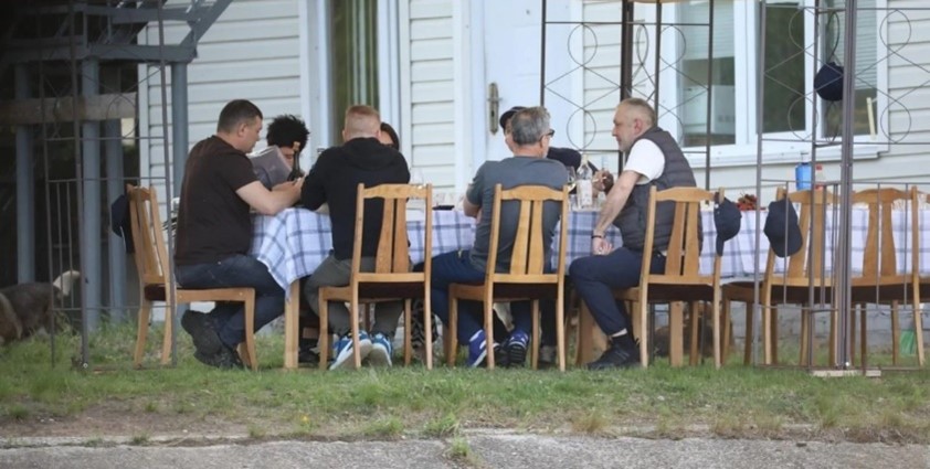 Экс-первый заместитель главы КГГА Николай Поворозник (за столом первый слева) и его команда