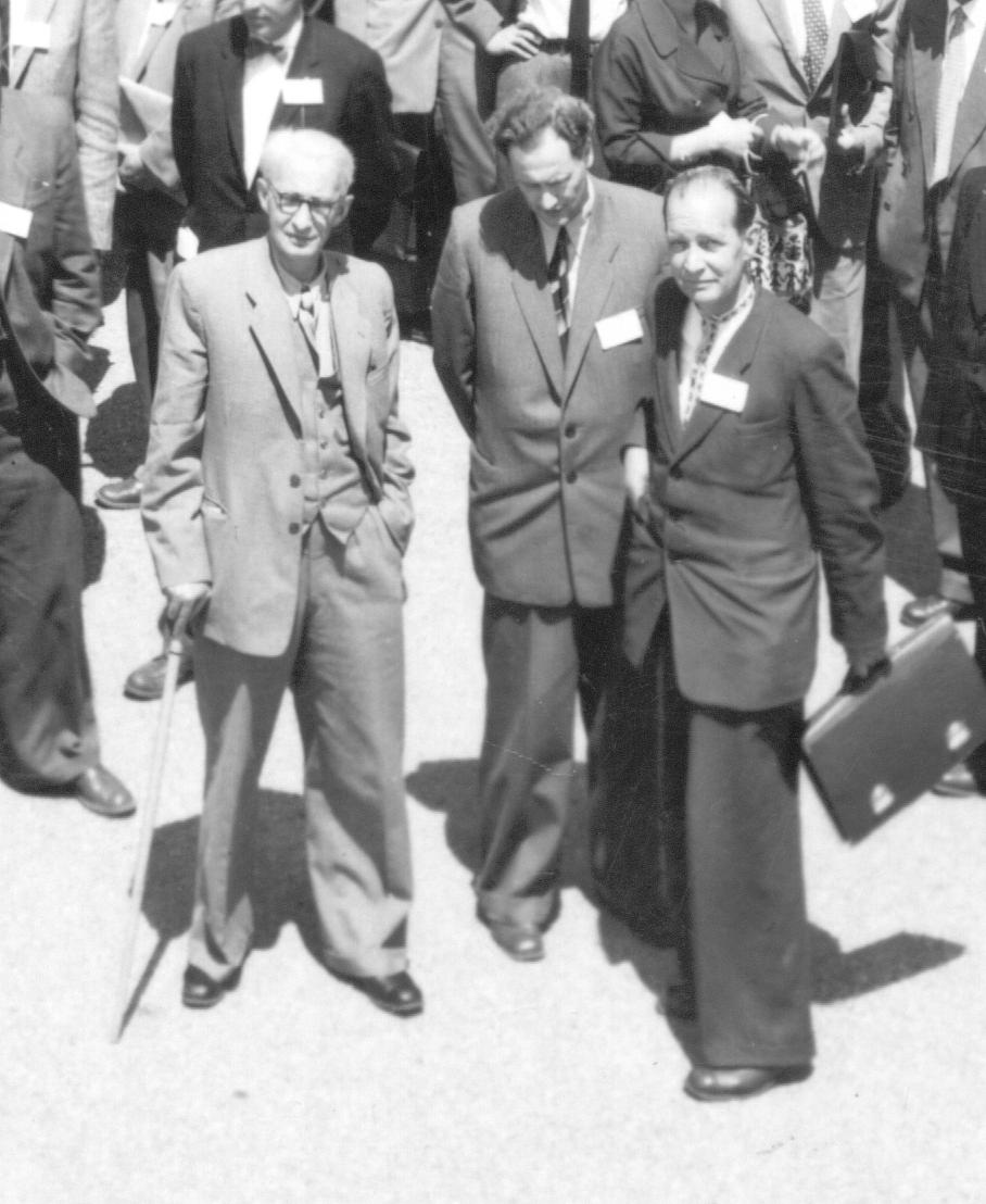 Кирило Синельников, Яков Файнберг і Антон Валтьер на імжнародній конференції.