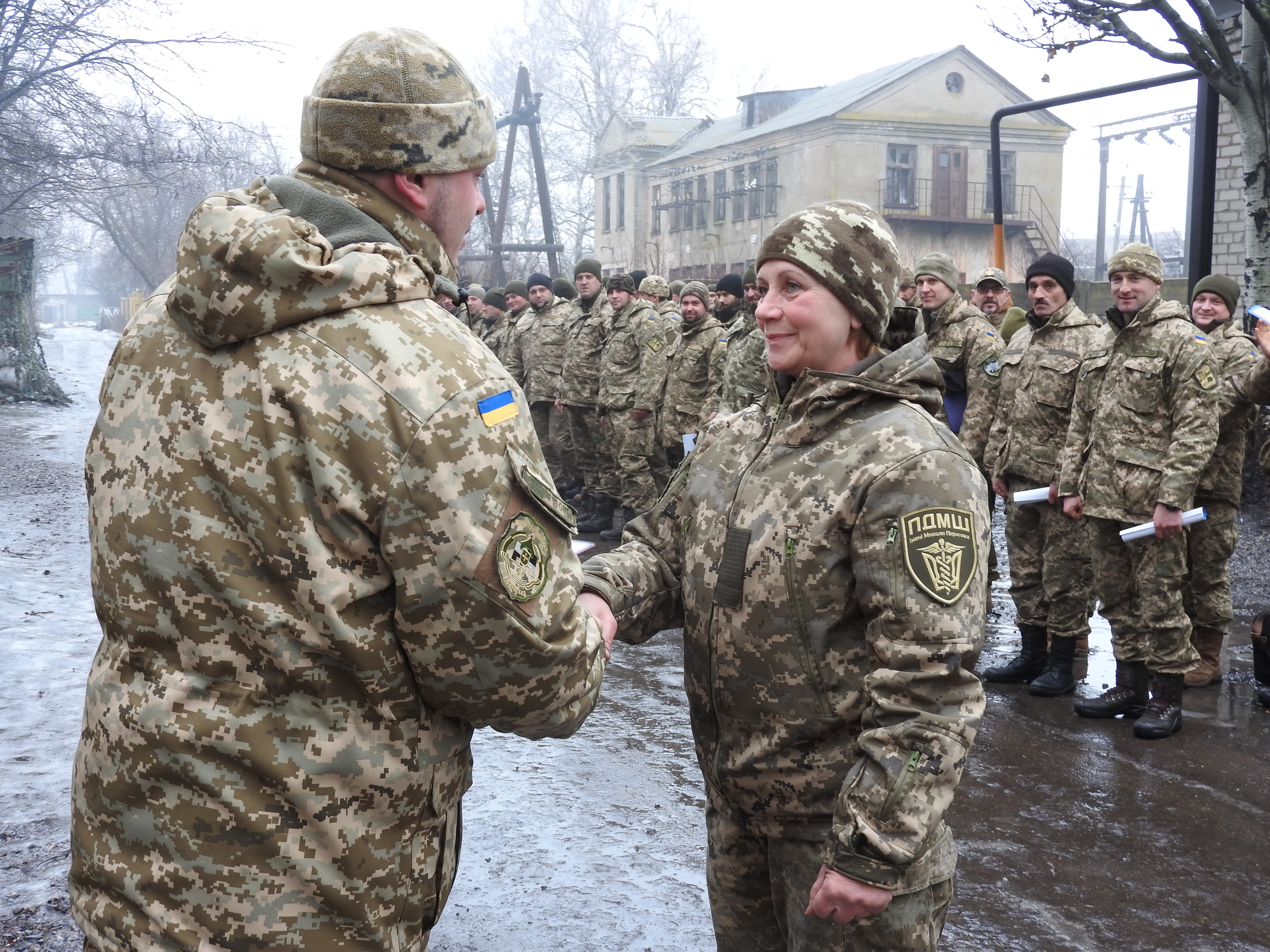 Награда медику-добровольцу ПДМГ Ирине Чекан
