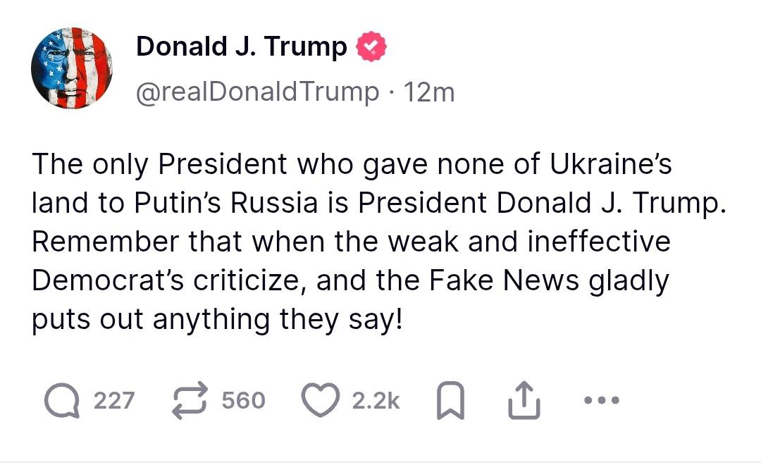 Трамп заявив, що він єдиний не віддав українські землі Путіну