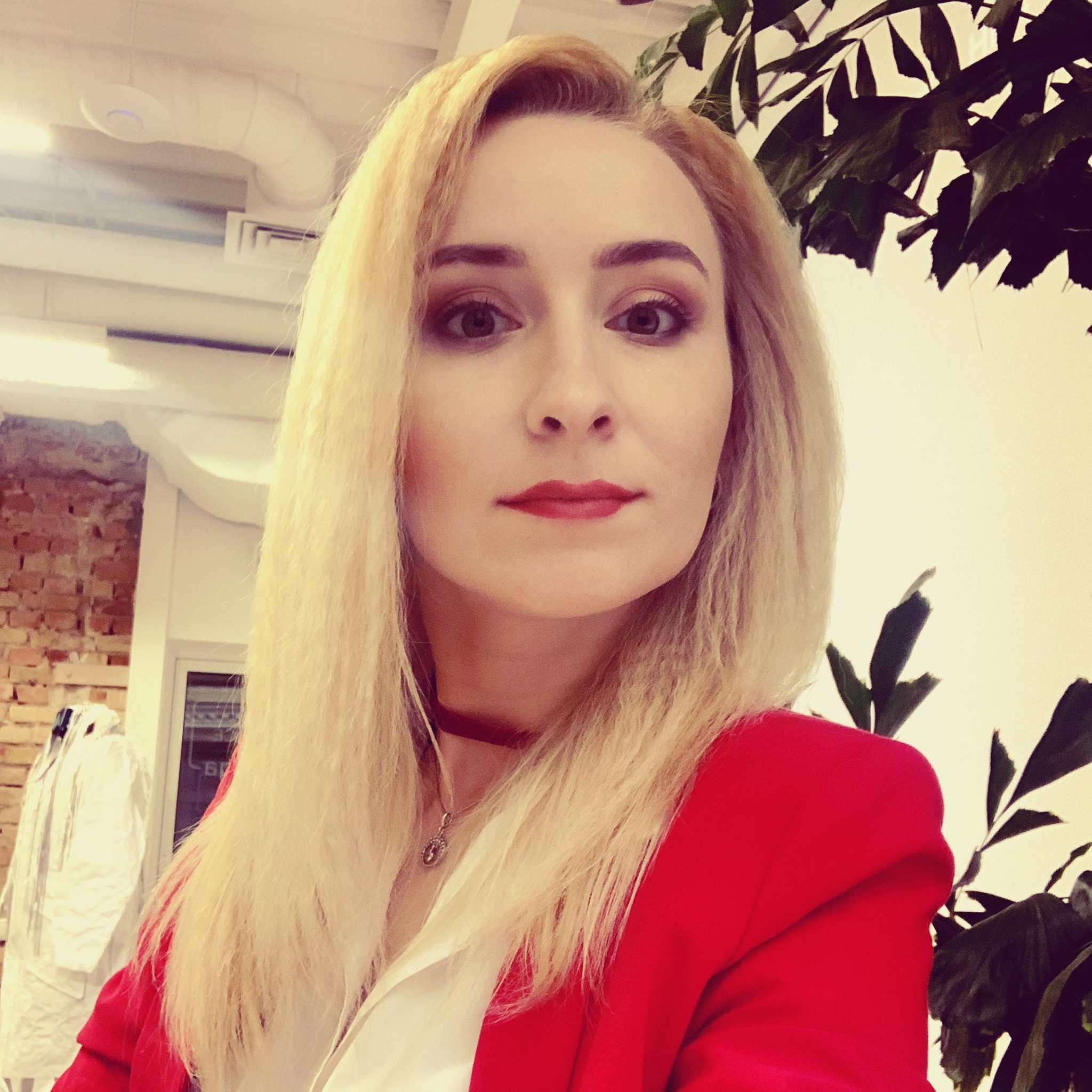 Альона Романюк Альона Романюк