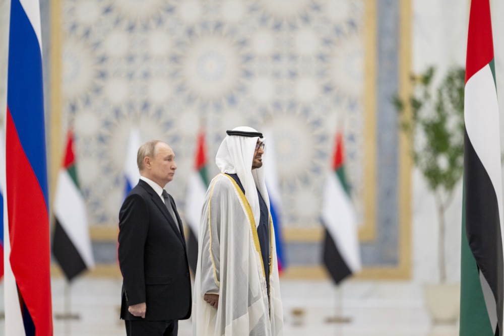 Владімір Путін та шейх Мухаммед бін Заїд Аль Нагаян Владімір Путін та шейх Мухаммед бін Заїд Аль Нагаян