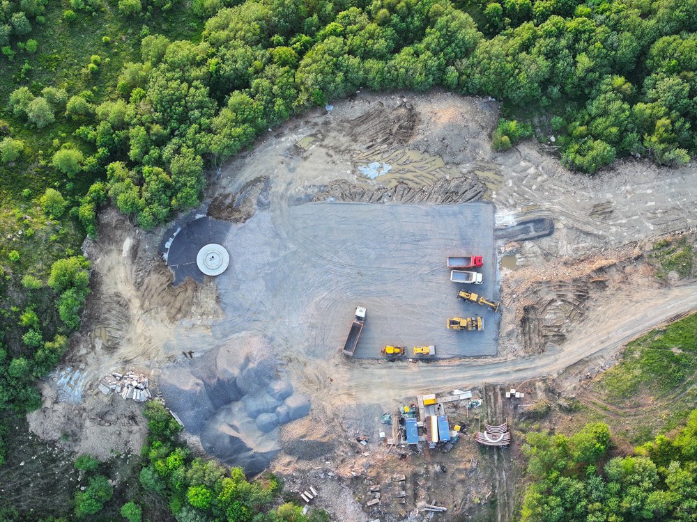 Строительная площадка на полонине Руна Строительная площадка на полонине Руна