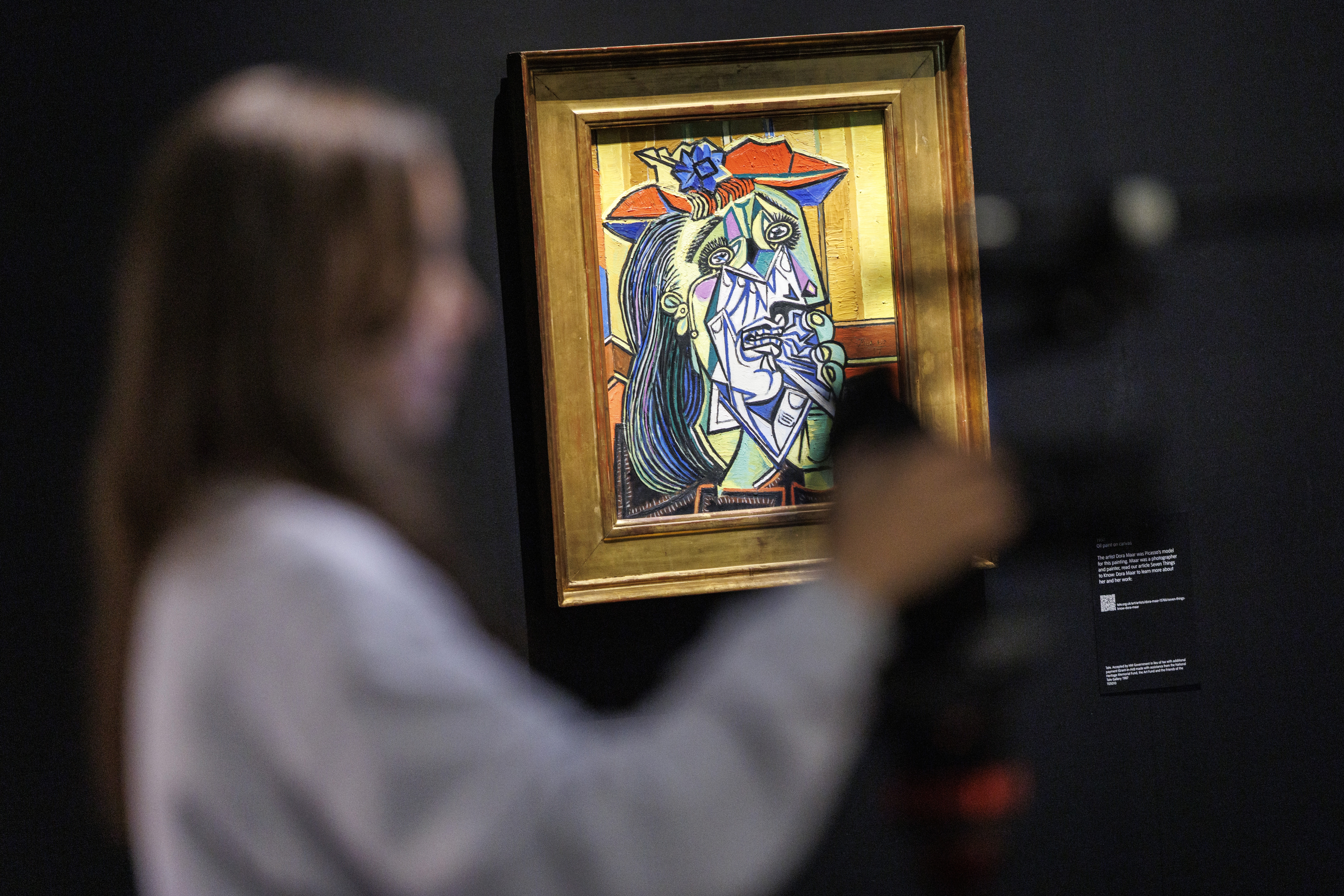 Плачуча жінка Плачуча жінка