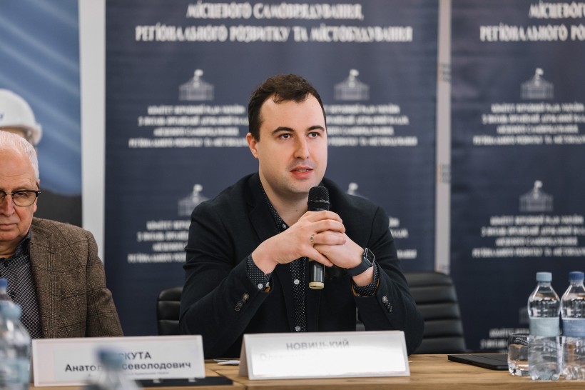 Председатель ДИАМ Александр Новицкий Председатель ДИАМ Александр Новицкий