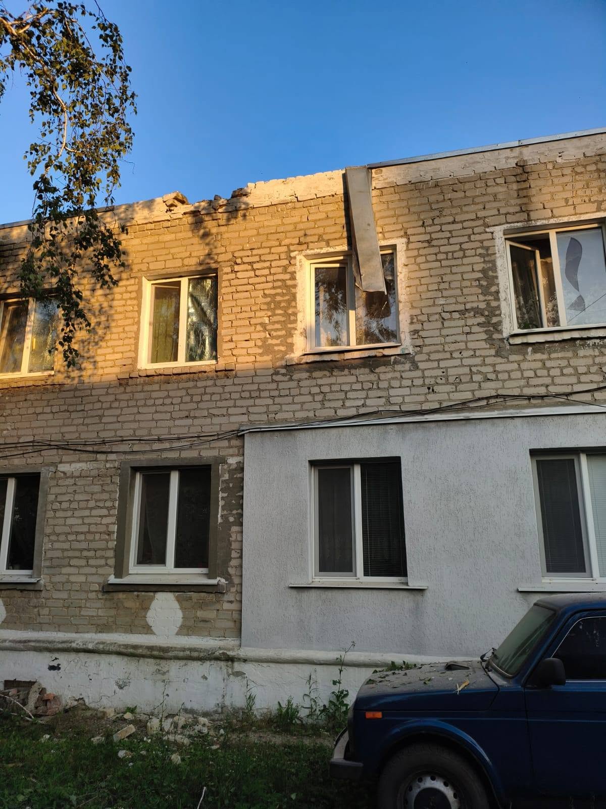 Окупанти вдарили ракетами касетного типу по Шевченковому на Харківщині: є загиблий і поранені
