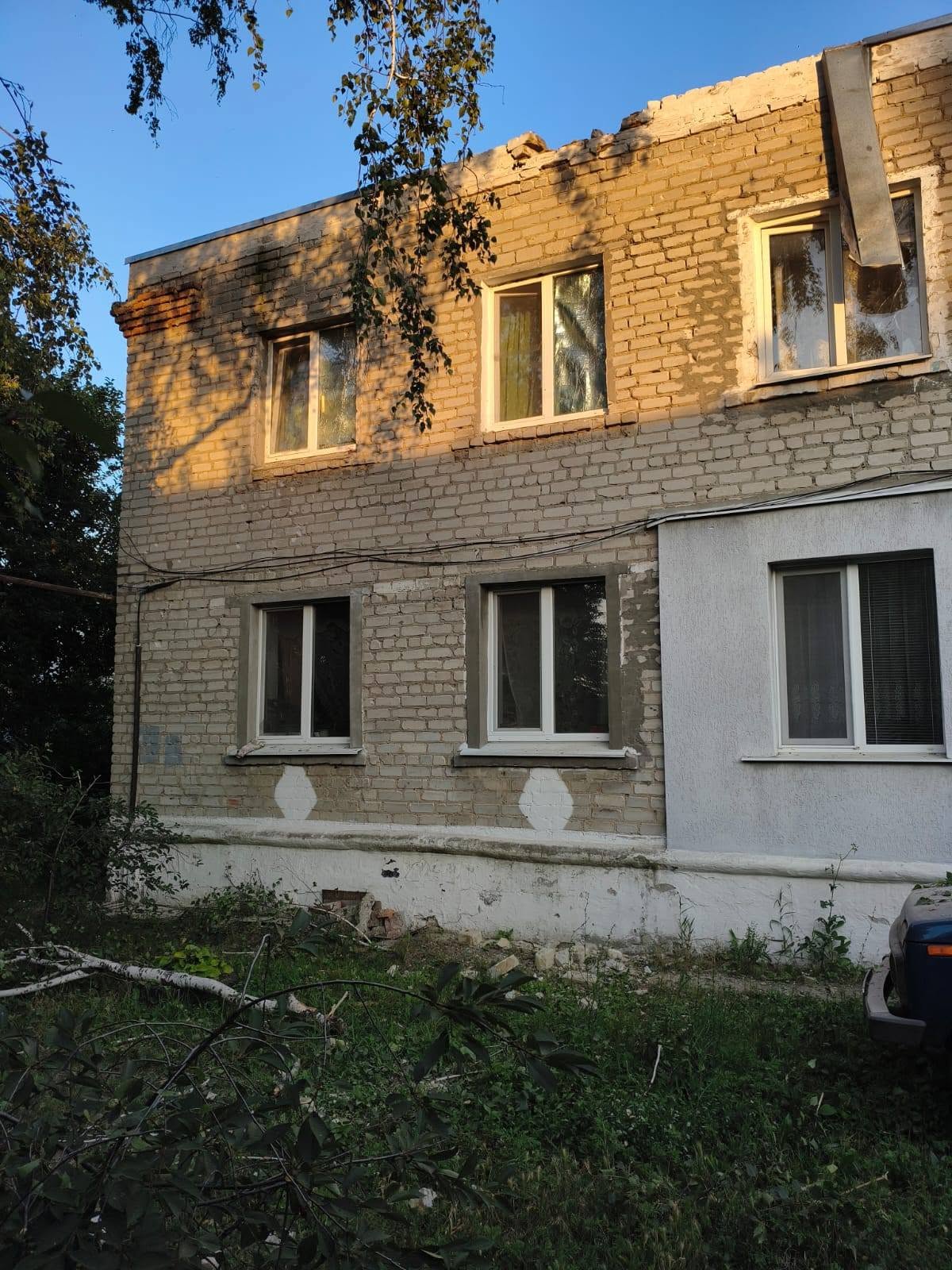 Окупанти вдарили ракетами касетного типу по Шевченковому на Харківщині: є загиблий і поранені