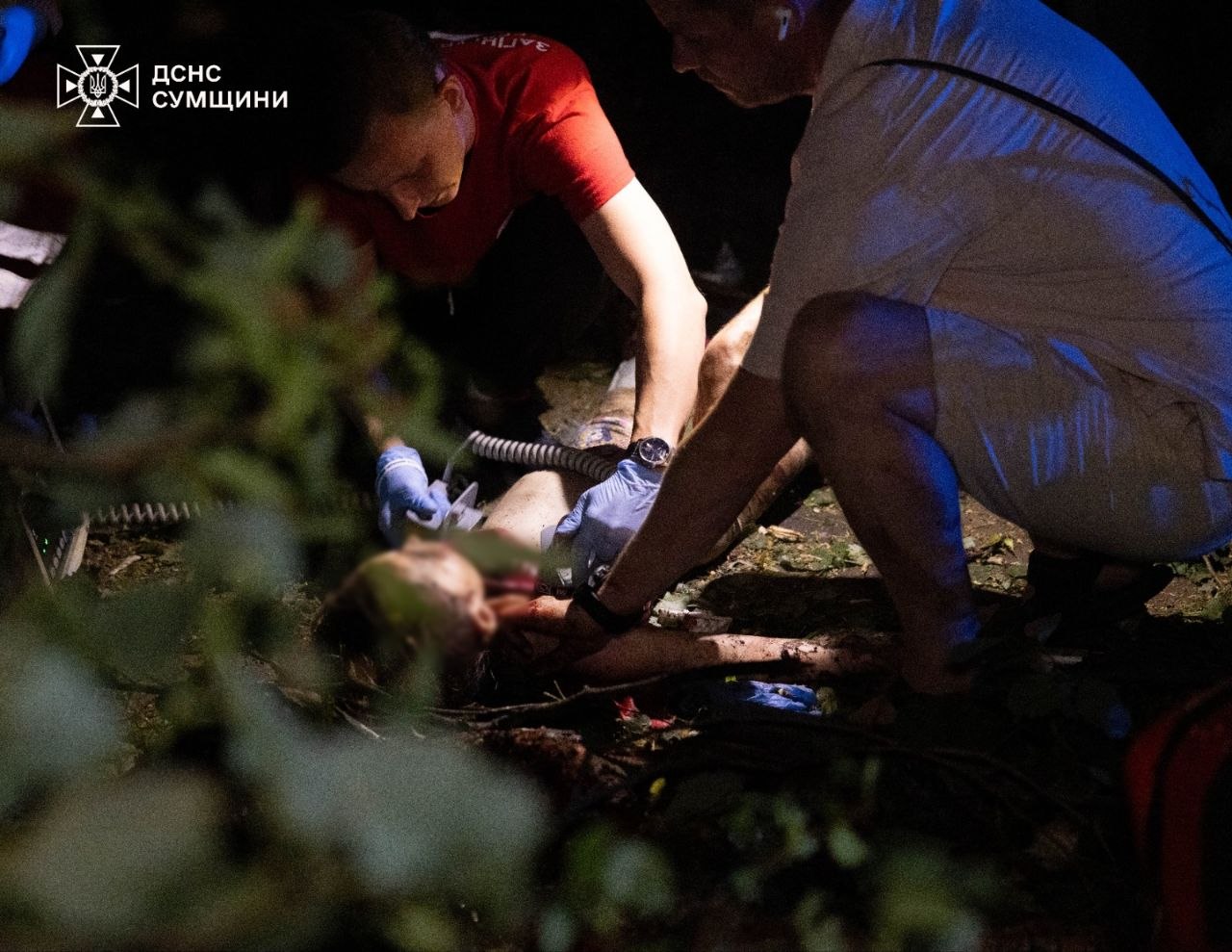 Троє загиблих, серед яких дитина, та десятки поранених: ДСНС показала наслідки удару по Сумах