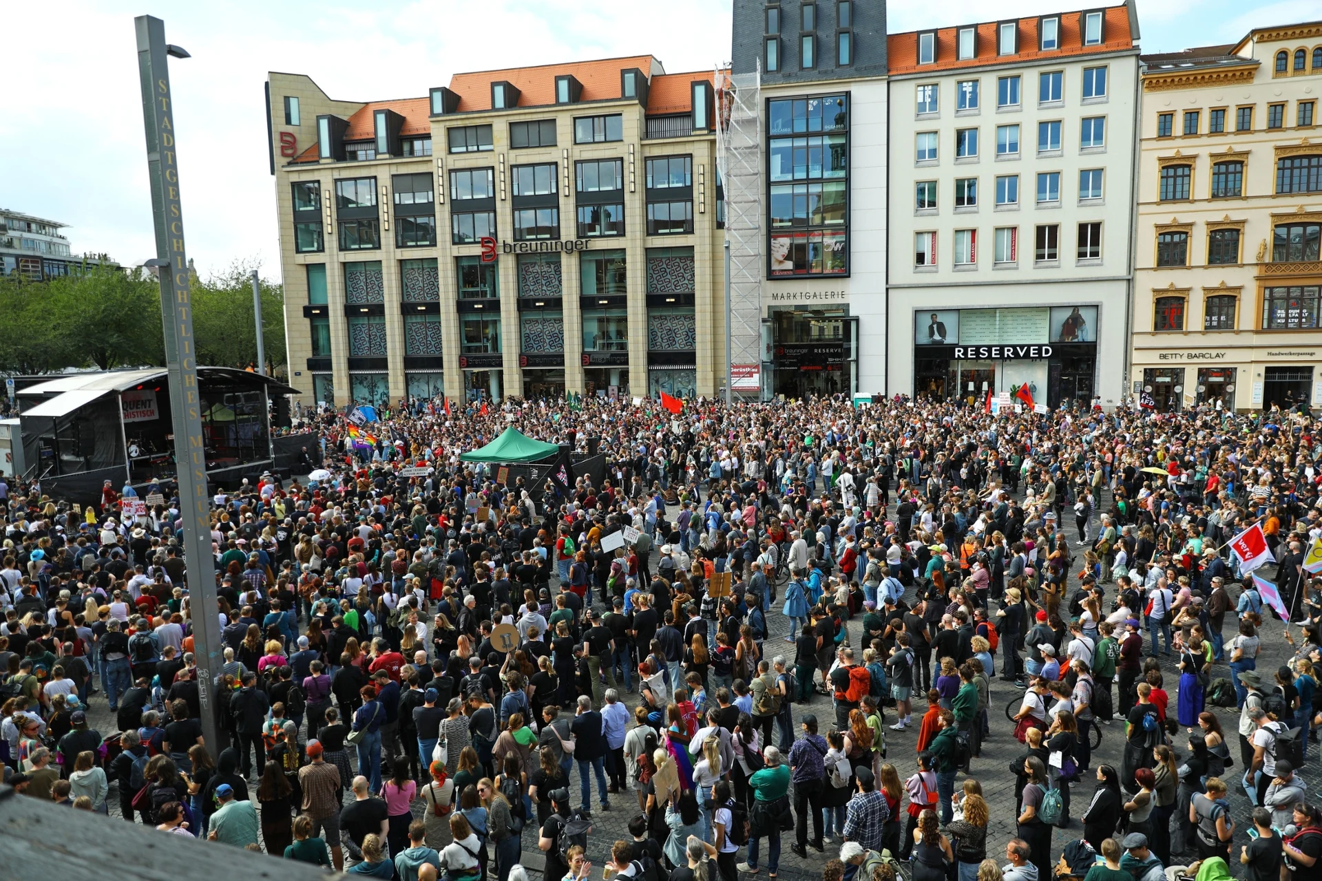 У Німеччині десятки тисяч людей вийшли на протести проти AfD
