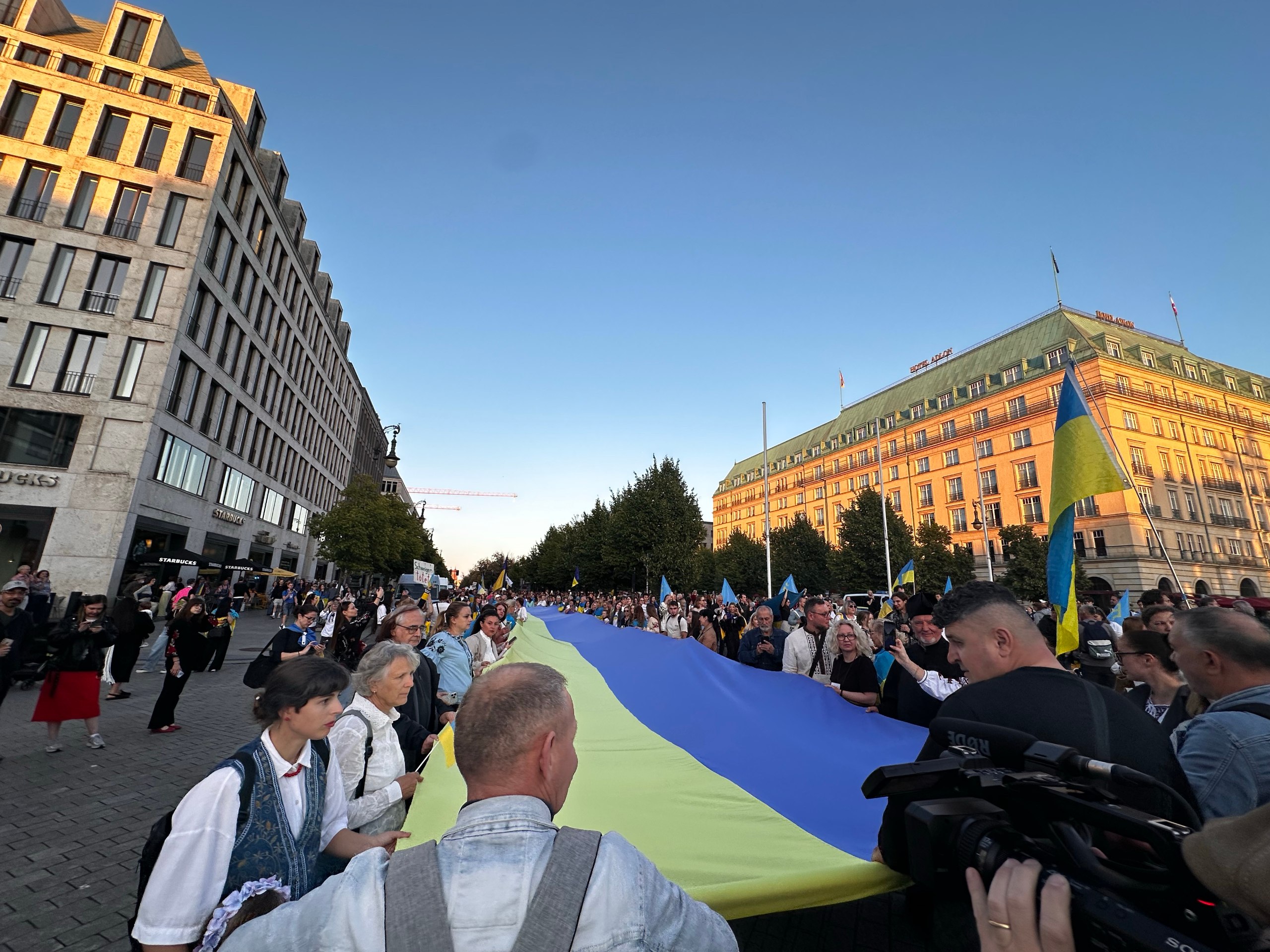 Українська діаспора відзначила 35-ту річницю Незалежності