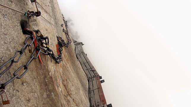 Здесь проложено немало увлекательных туристических маршрутов