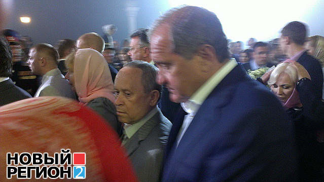 Анатолий Могилев выглядел уставшим