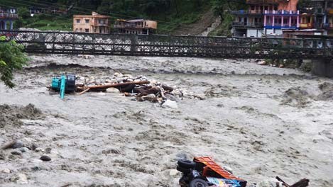 Не прекращающиеся муссоные дожди вызвали катастрофическое наводнение в Индии
