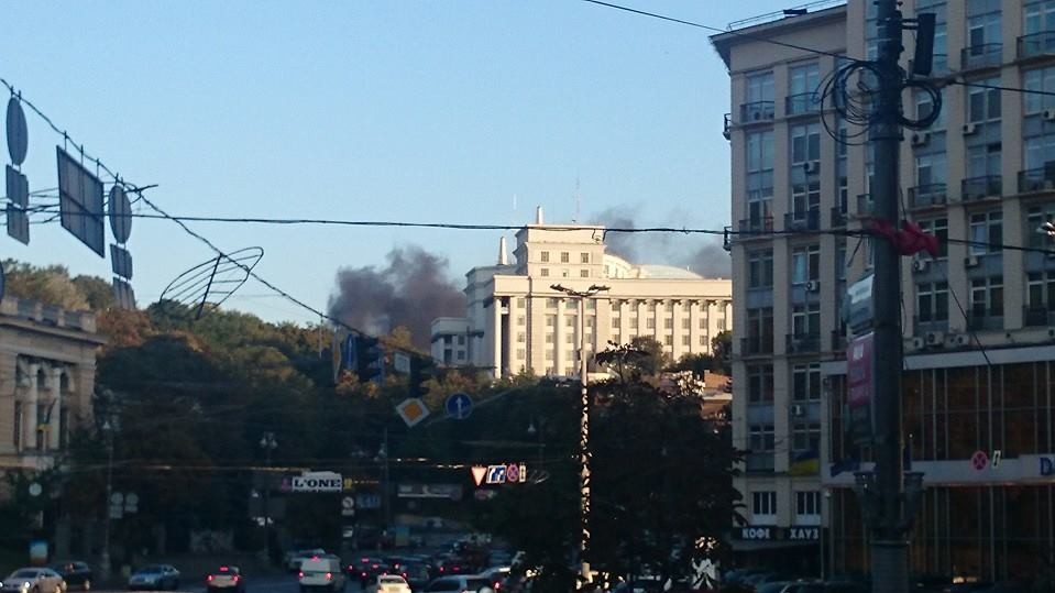 Под Радой подожгли покрышки