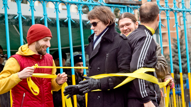 В акції брали участь кілька десятків людей.